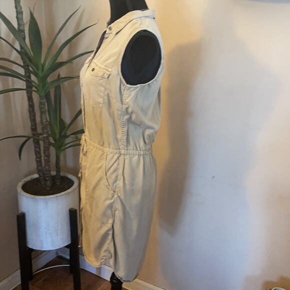 H&M L.O.G.G khaki button dress - Picture 2 of 9